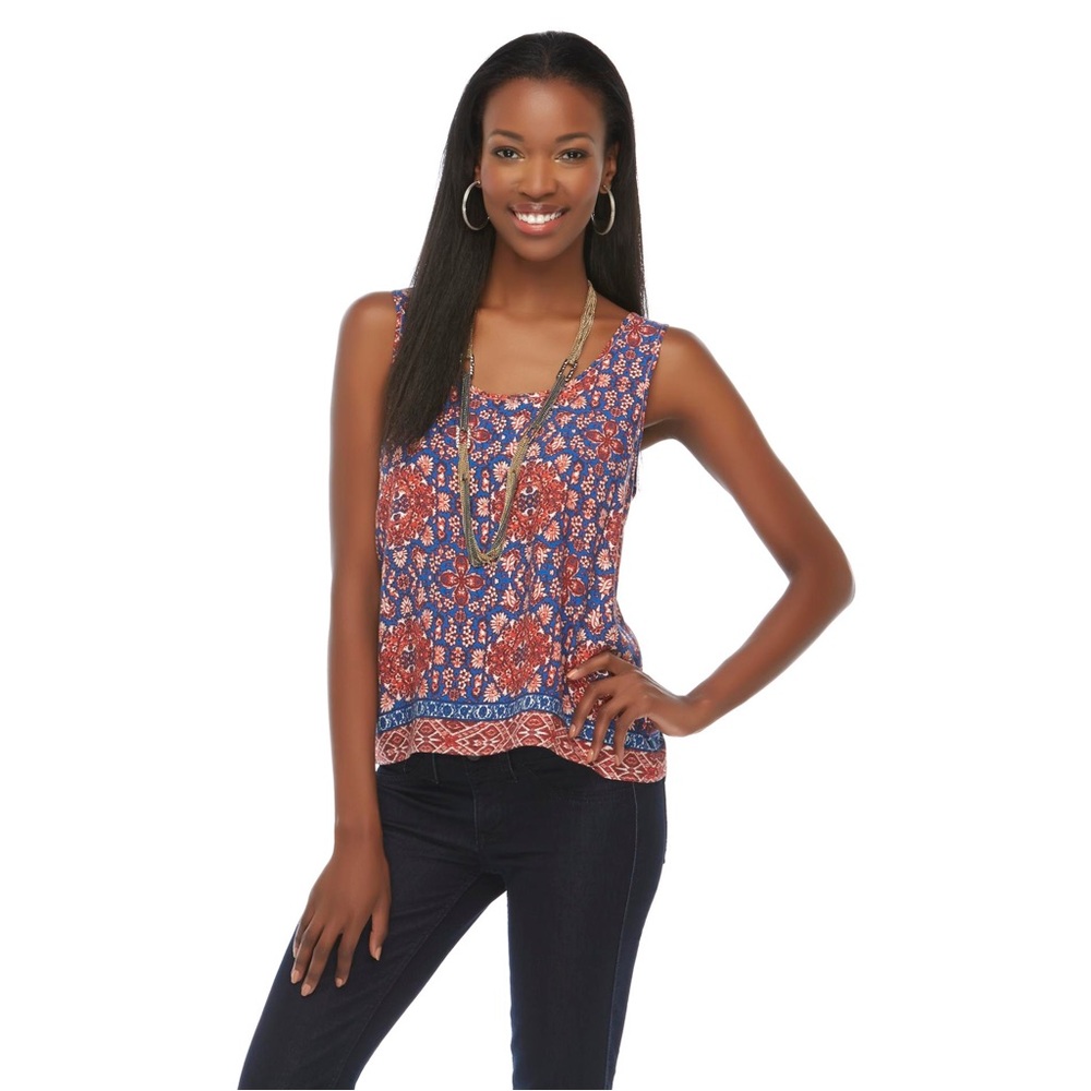 attention Tank Top NWOT Lsrge